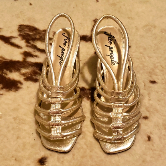 Bottes à Talons Argentées Free People "Mystic Charms" - Taille 38 (US 8) - Neuf Avec Emballage (Prix Original 248$)